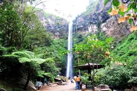 sewa-mobil-wisata-coban-rondo